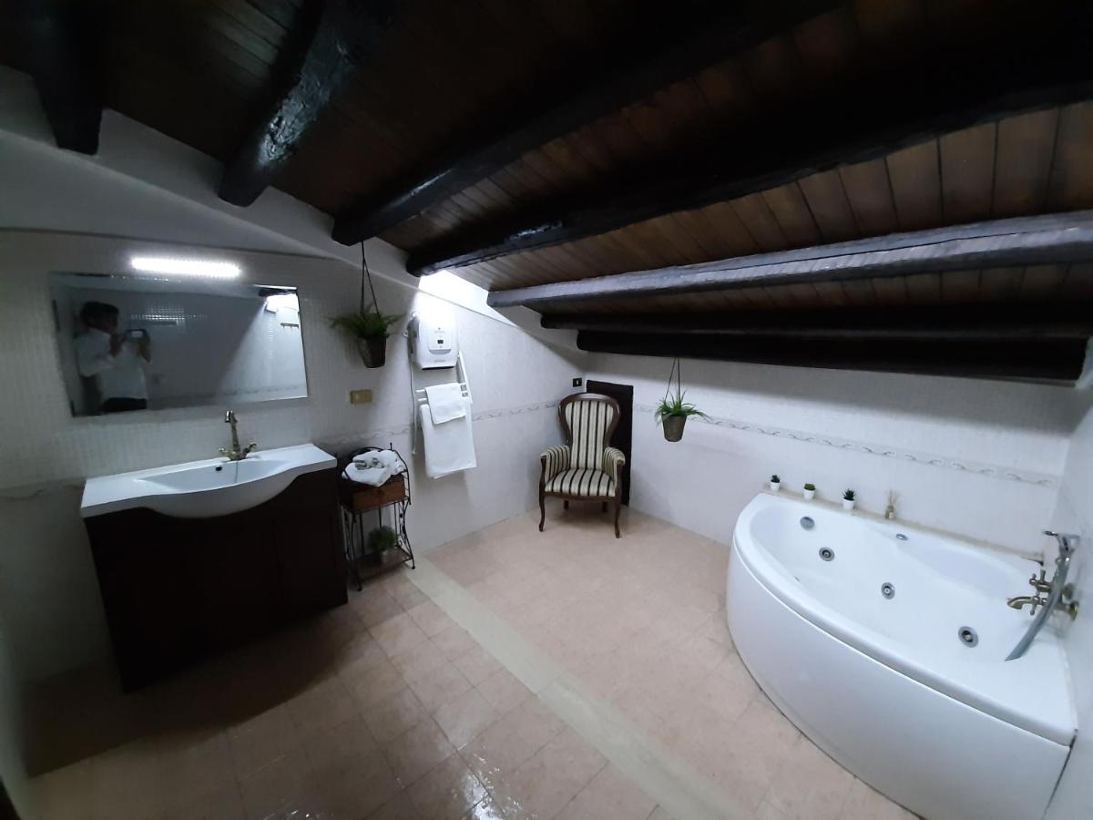 Attico San Domenico Hotell Palermo Eksteriør bilde